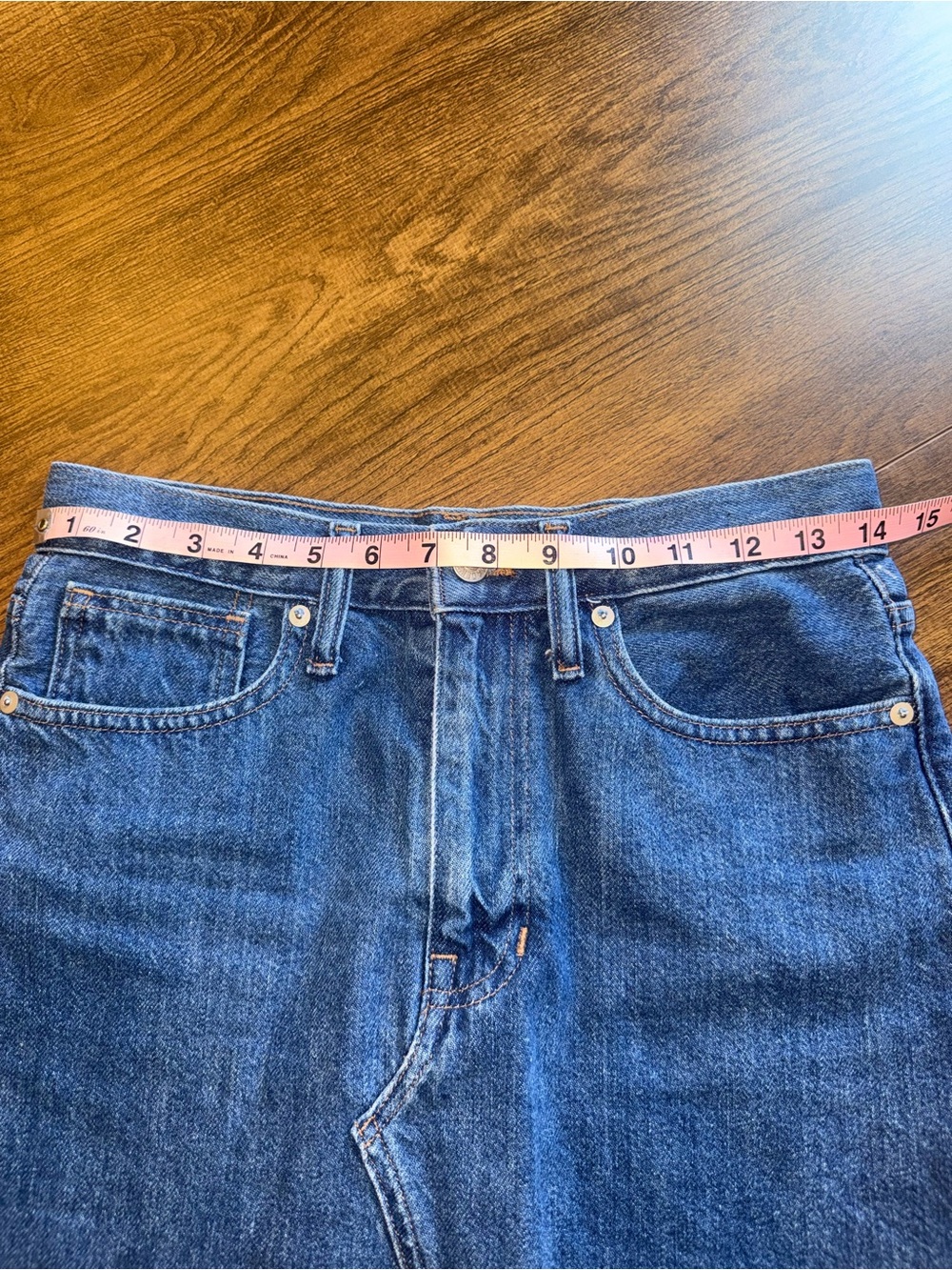 Madewell denim mini skirt with a raw hem and A-line silhouette Size 25 - Picture 6 of 7